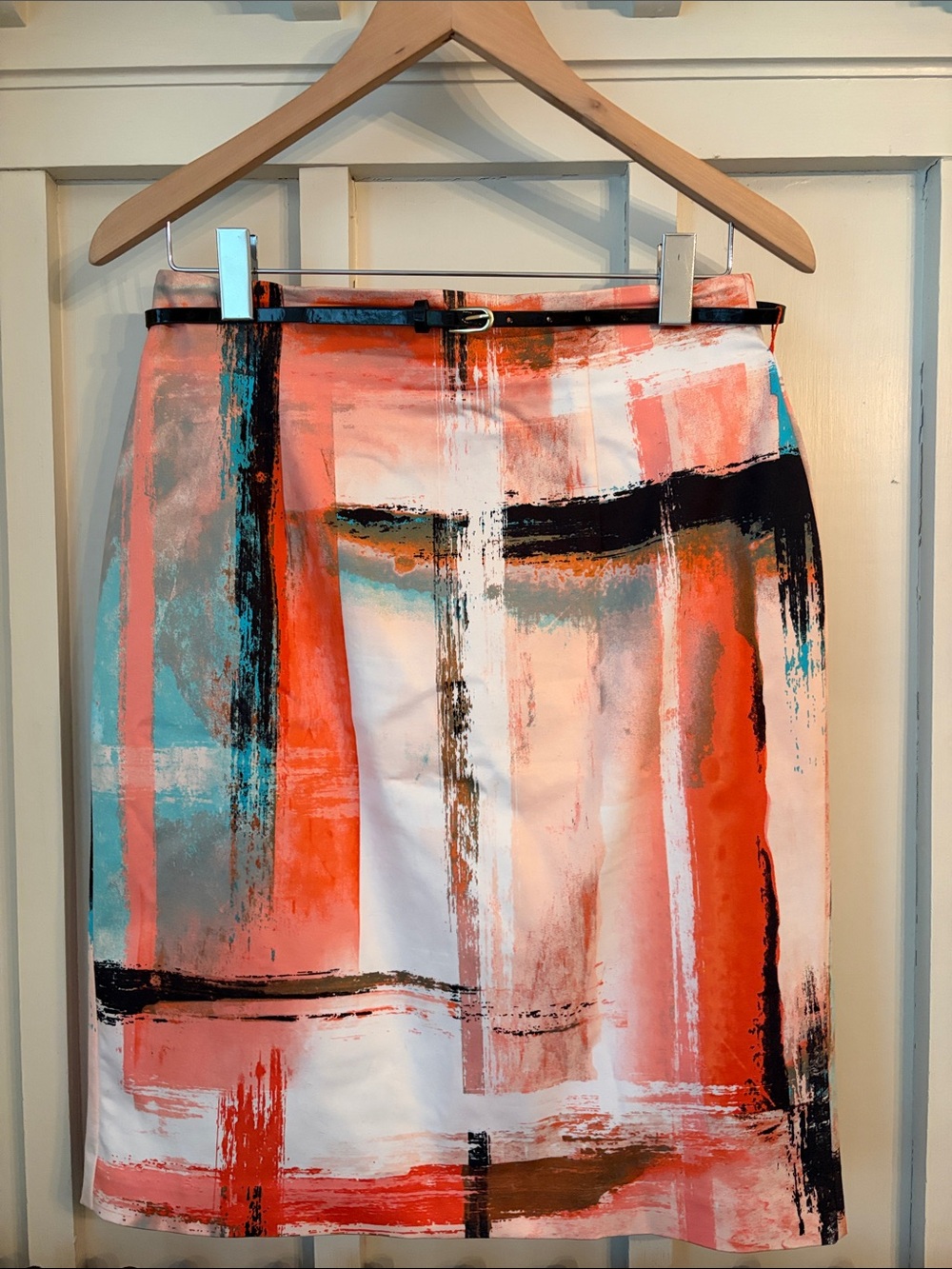 NWOT Coral, Aqua and White Abstract Brushstroke Print Pencil Skirt size 10